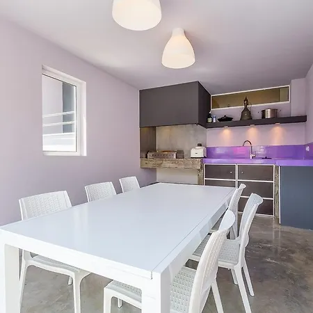 Moderna Ferienhaus