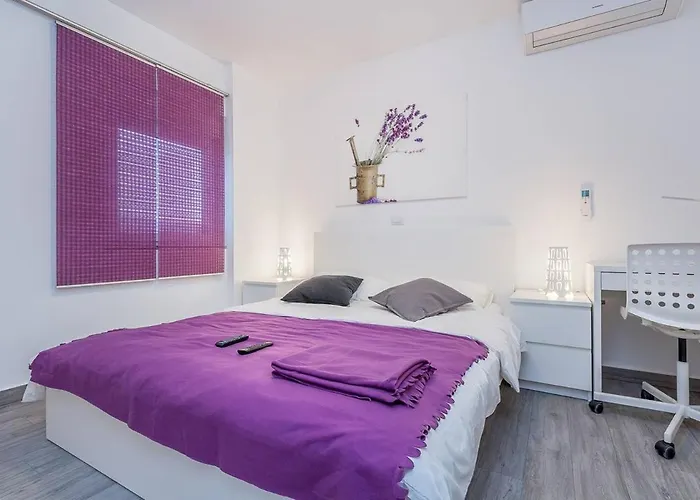 بيت للعطل House Moderna بولا