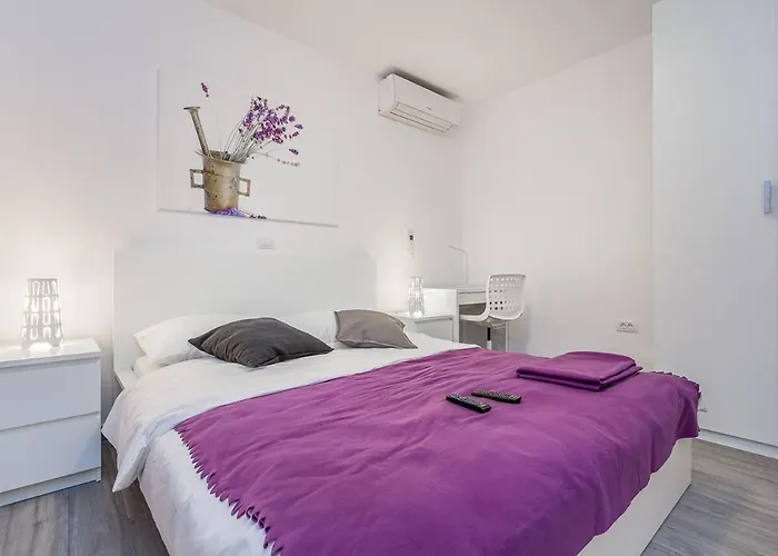 House Moderna Holiday home