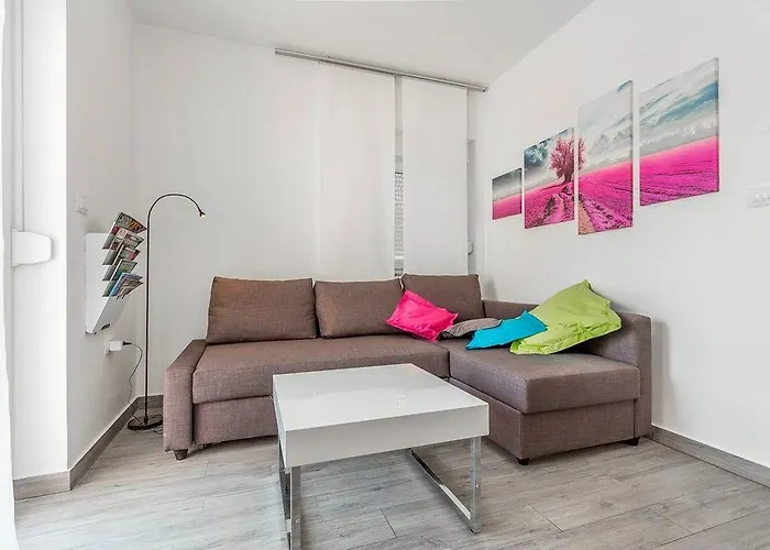House Moderna Holiday home Pula