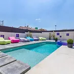 House Moderna Vakantiehuis